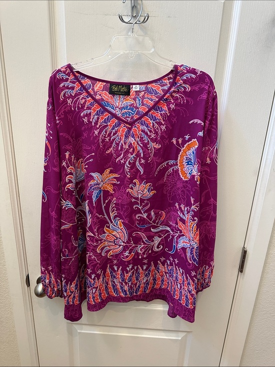 Bob Mackie Tops - Bob Mackie Purple Floral V-Neck Tunic with Multicolor Accents